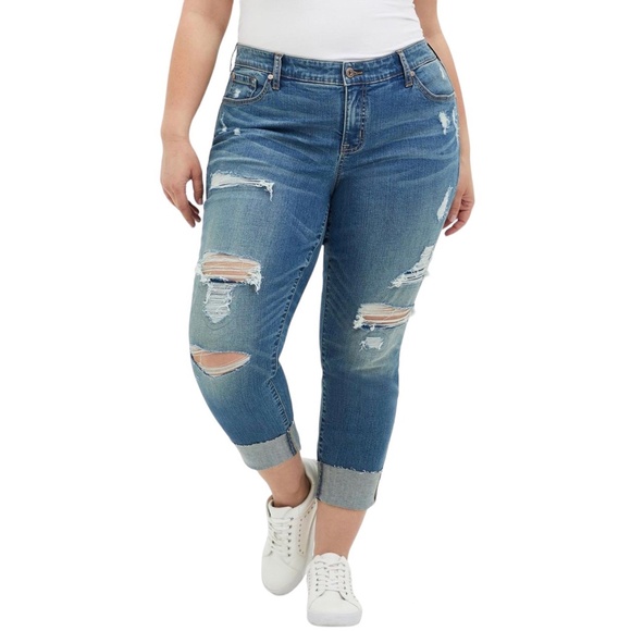 Torrid Crop Boyfriend Straight Vintage Stretch Mid-Rise Jean size 16 - Picture 1 of 9